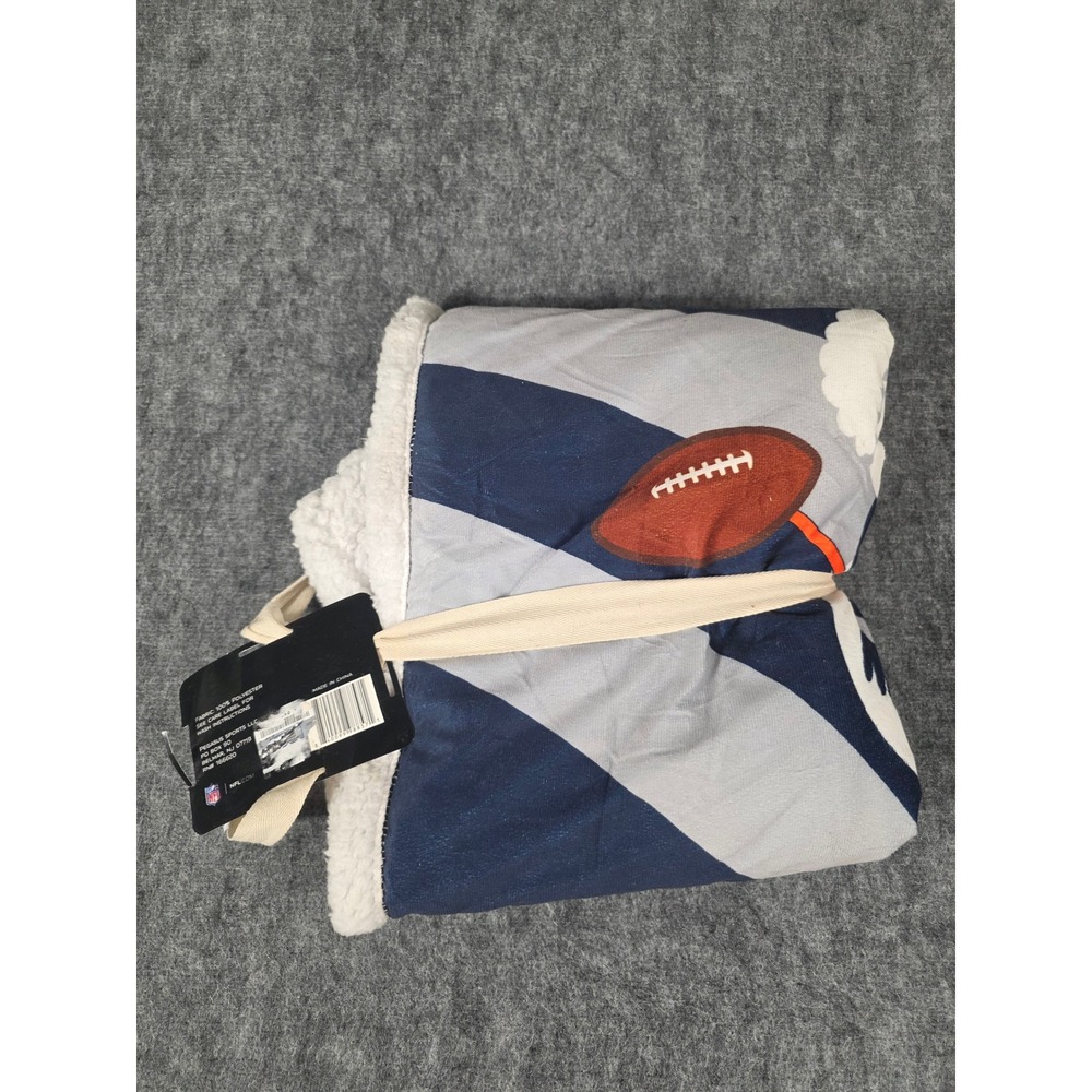 Dallas Cowboys NFL Sherpa Backed Plush Throw Blanket 50x60 Holiday Snowman NEW
